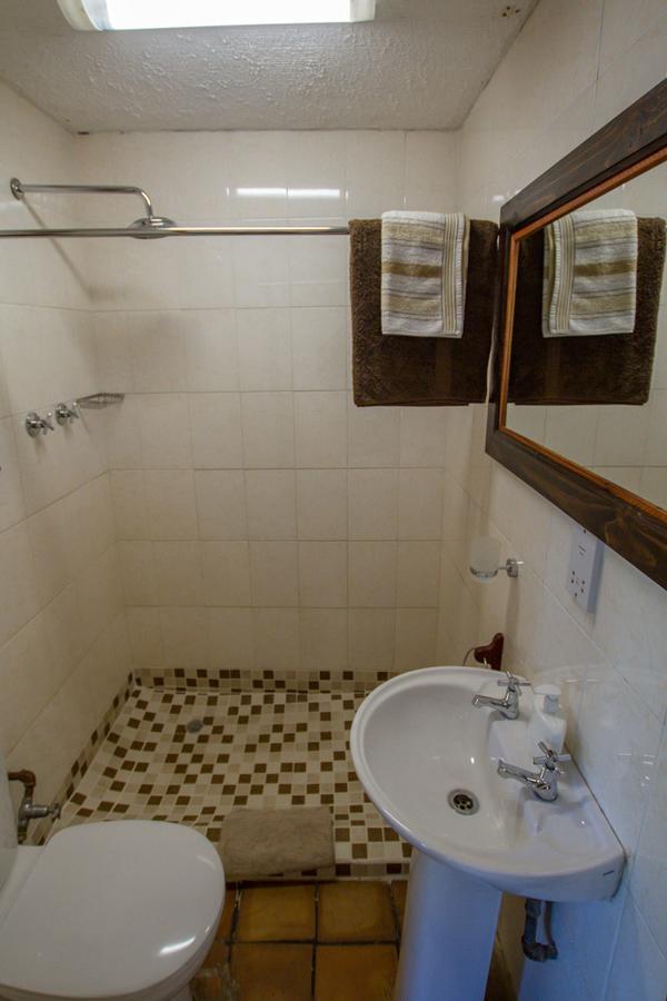 Flatdog Lodge Victoria Falls Esterno foto